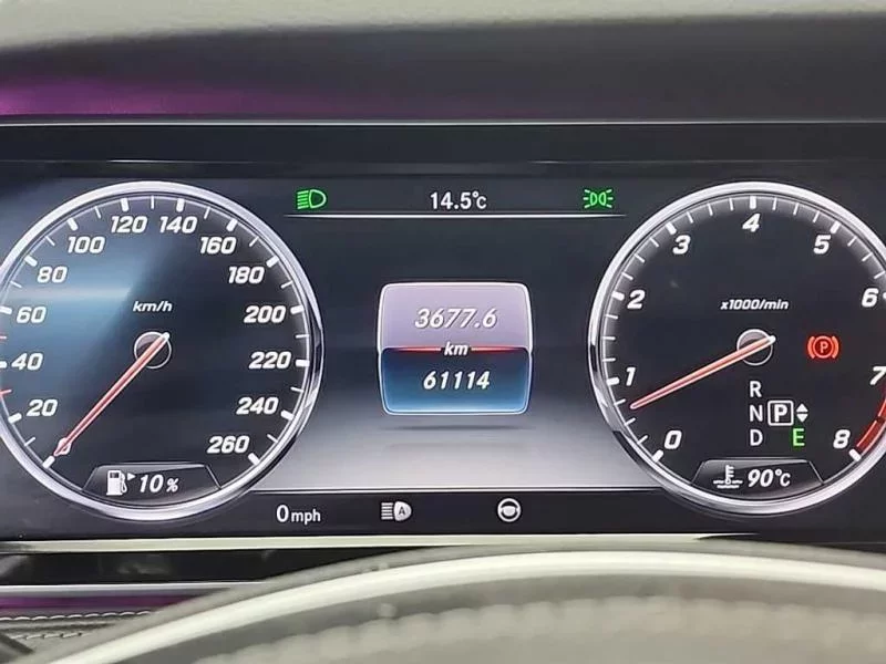 Mercedes-Benz S-Class