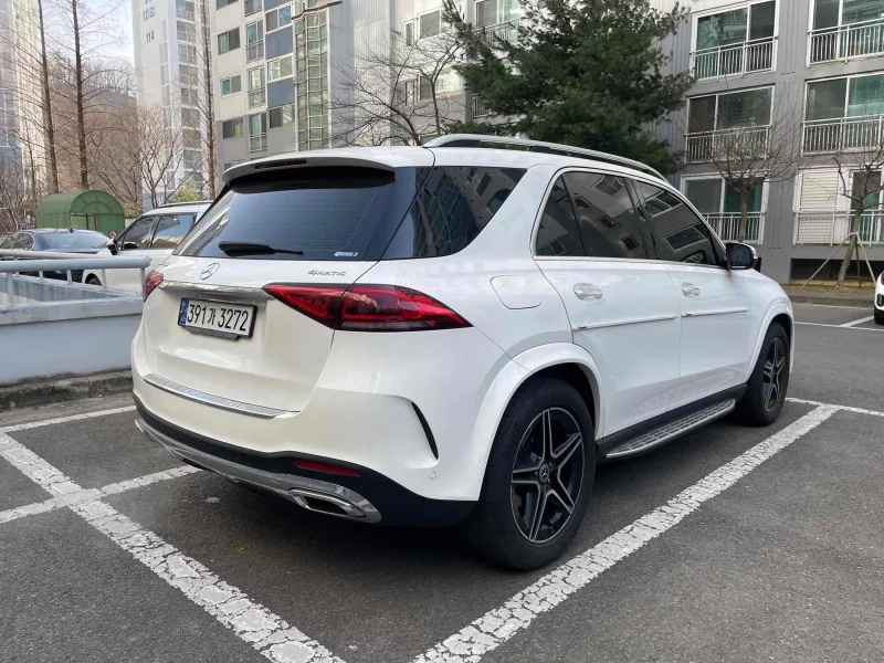 Mercedes-Benz GLE-Class