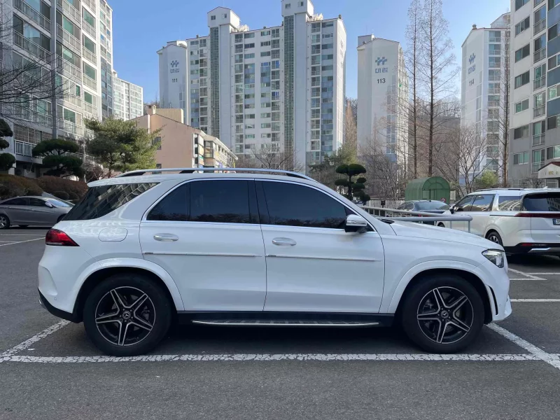 Mercedes-Benz GLE-Class