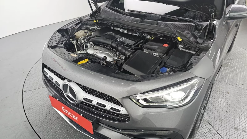 Mercedes-Benz GLA-Class