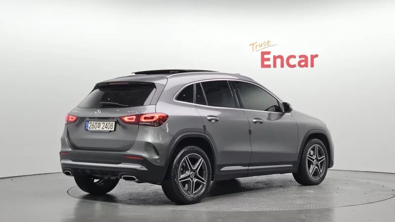 Mercedes-Benz GLA-Class