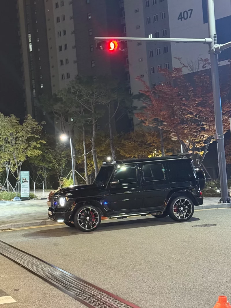 Mercedes-Benz G-Class