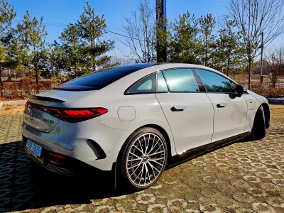 Mercedes-Benz EQE