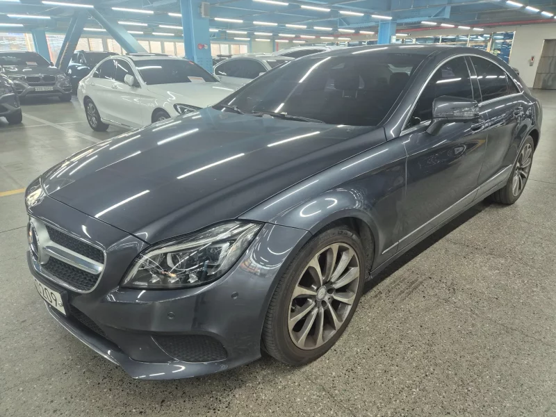 Mercedes-Benz CLS-Class
