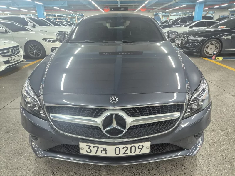 Mercedes-Benz CLS-Class