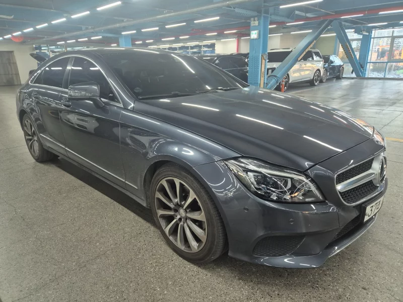 Mercedes-Benz CLS-Class