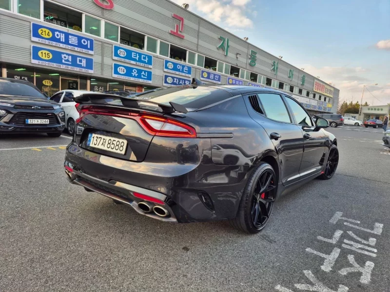Kia Stinger