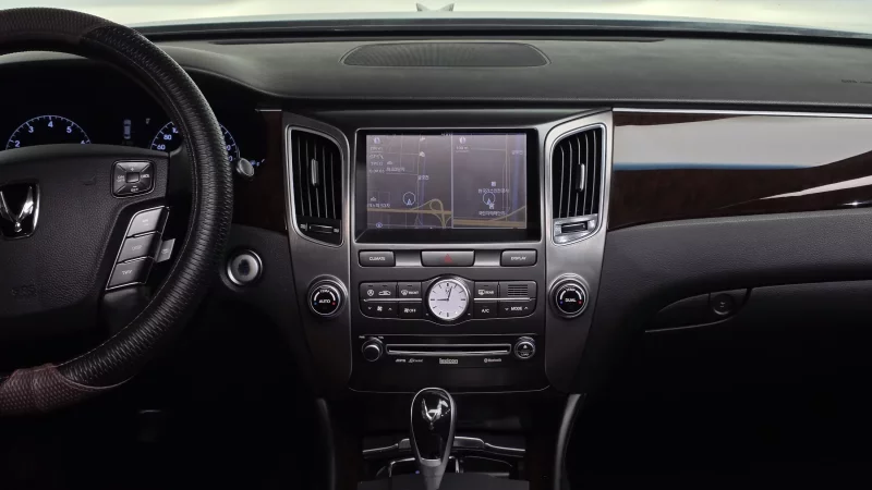 Hyundai Equus