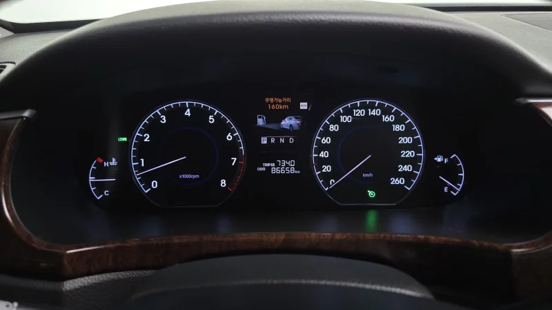 Hyundai Equus