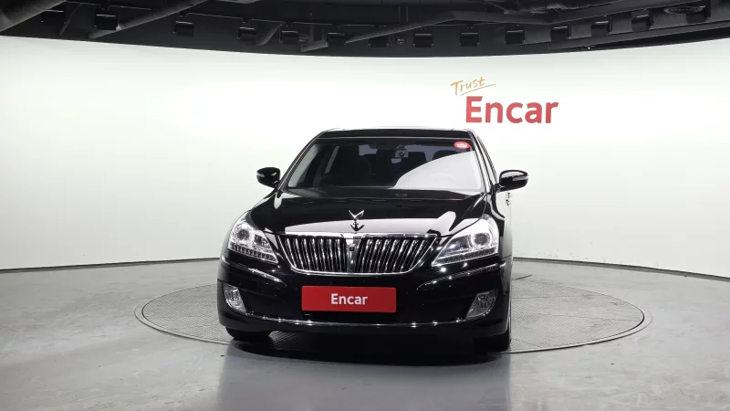 Hyundai Equus