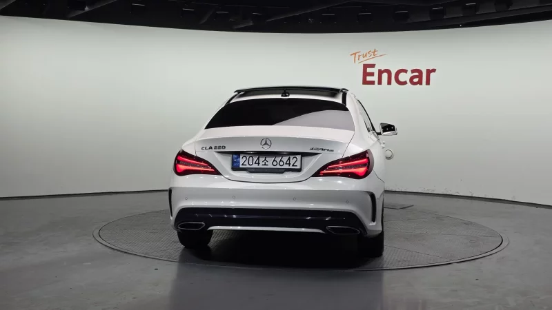 Mercedes-Benz CLA-Class