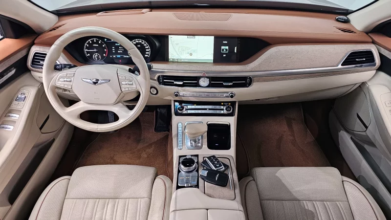 Genesis G90