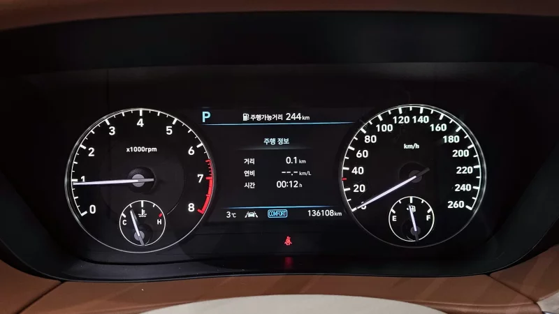 Genesis G90