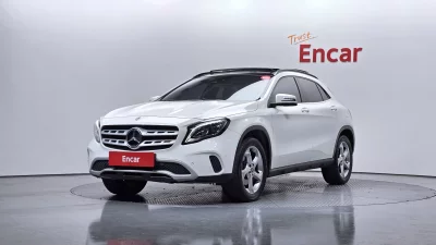 Mercedes-Benz GLA-Class
