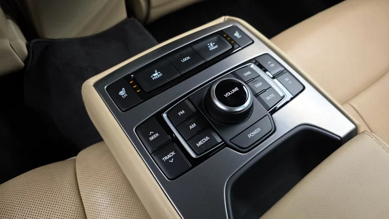 Hyundai Genesis
