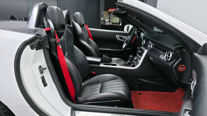 Mercedes-Benz SLK-Class