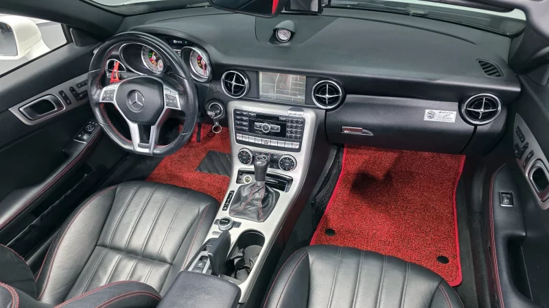 Mercedes-Benz SLK-Class