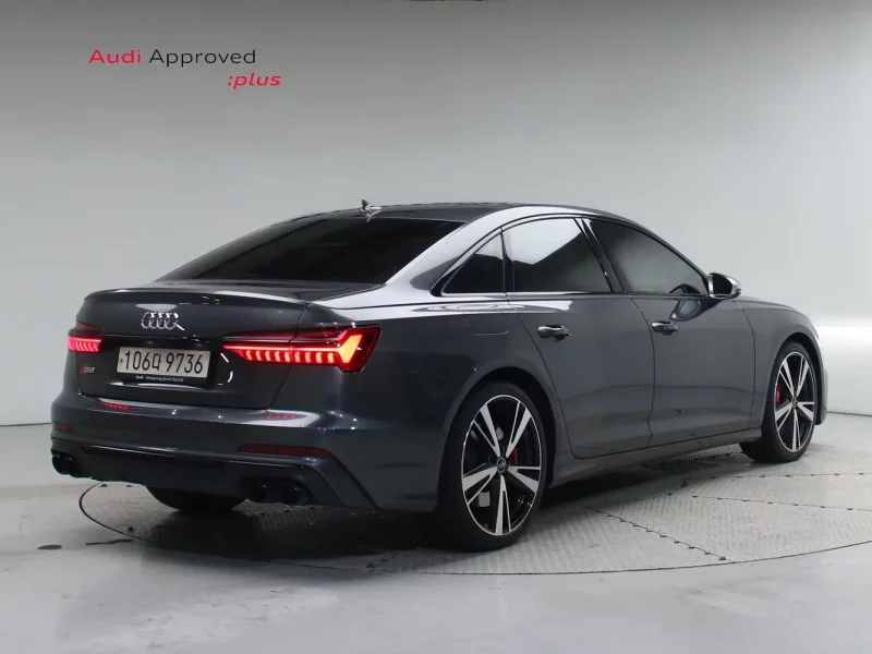 Audi S6