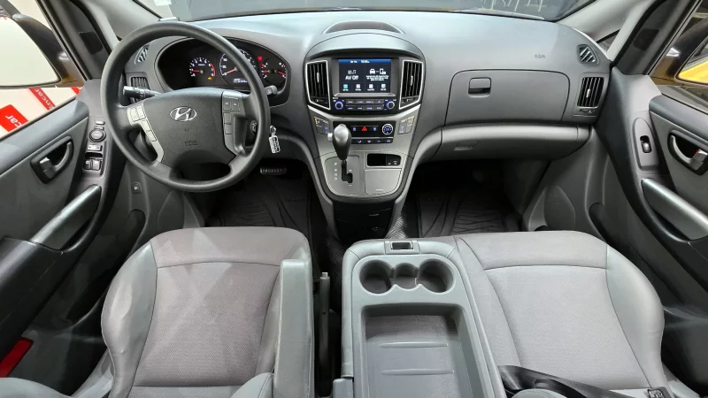 Hyundai Grand Starex