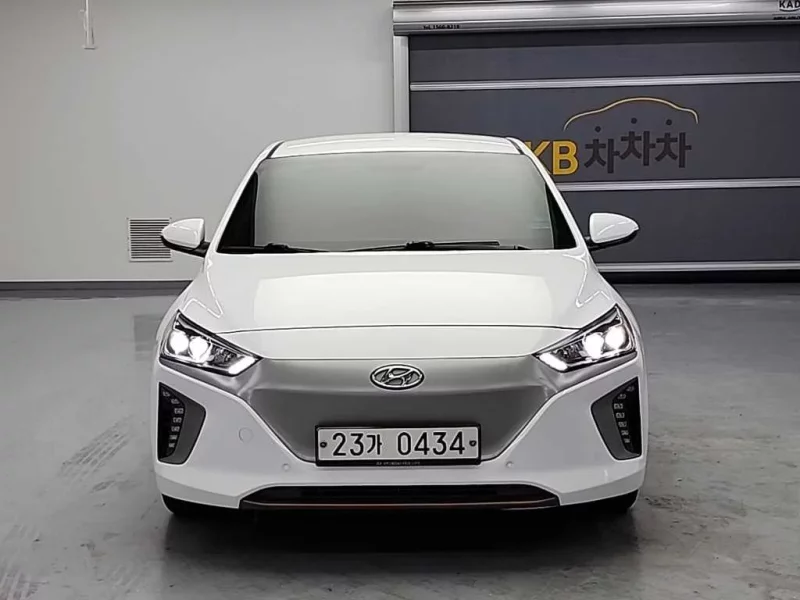 Hyundai Ioniq