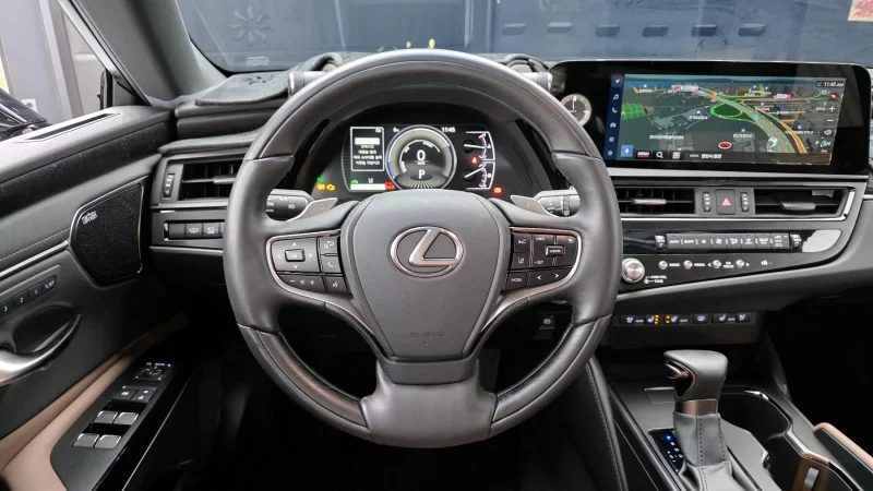 Lexus ES300h