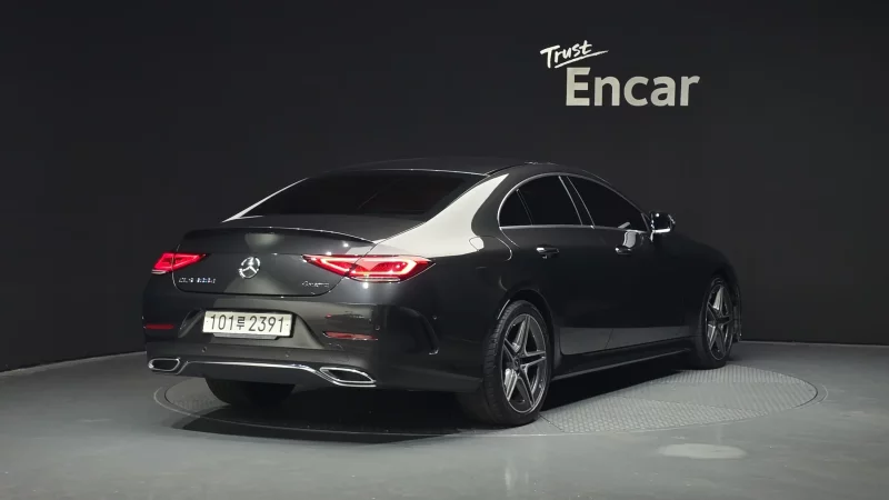 Mercedes-Benz CLS-Class