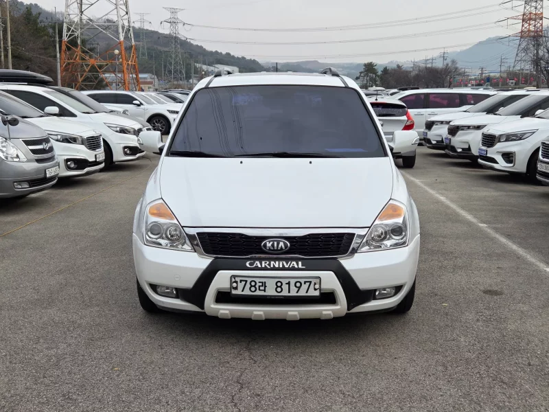 Kia Carnival