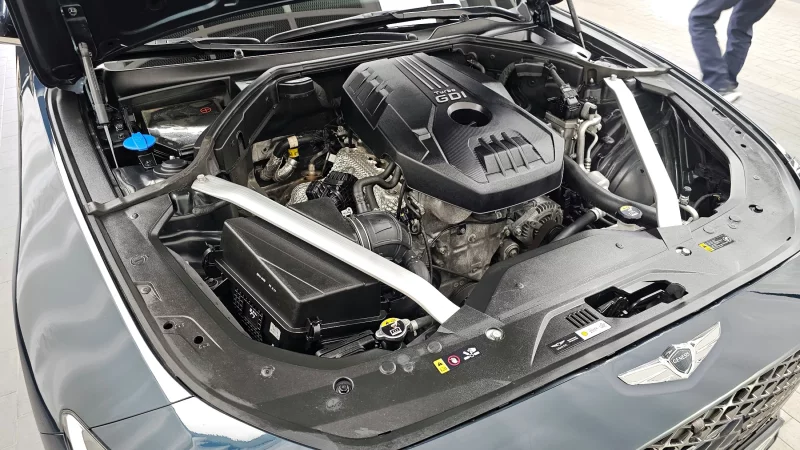 Genesis G70