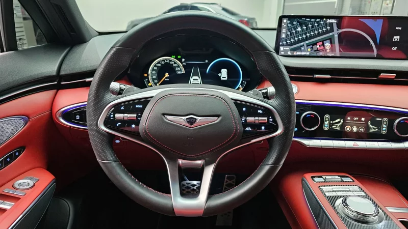 Genesis GV70
