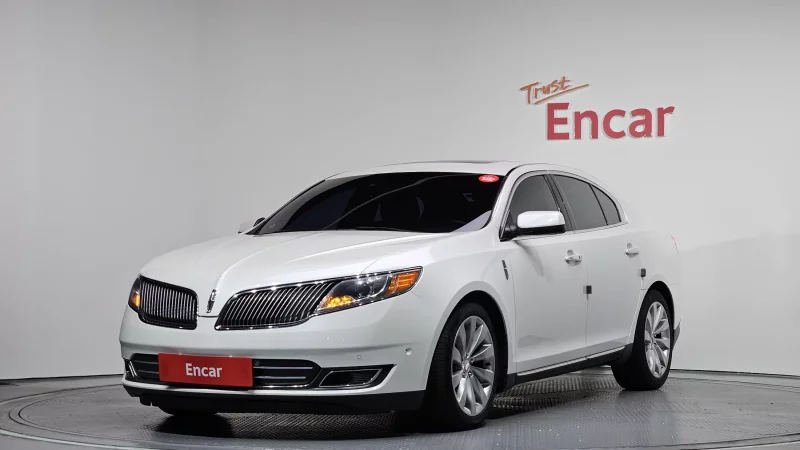 Lincoln MKS