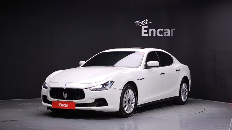 Maserati GHIBLI