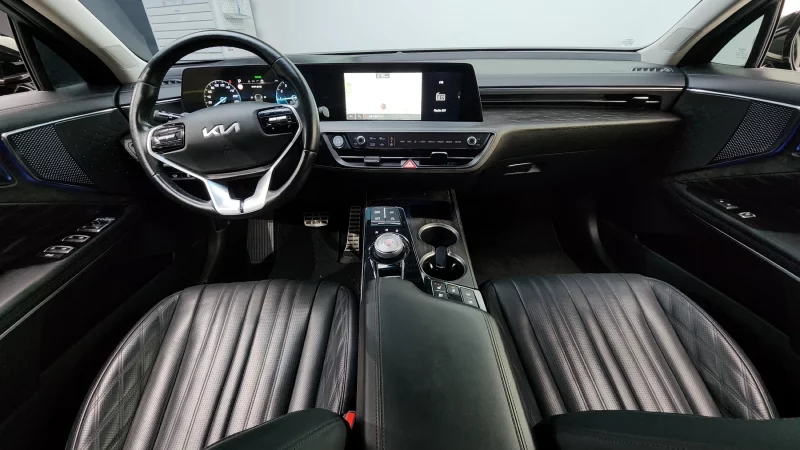 Kia K8