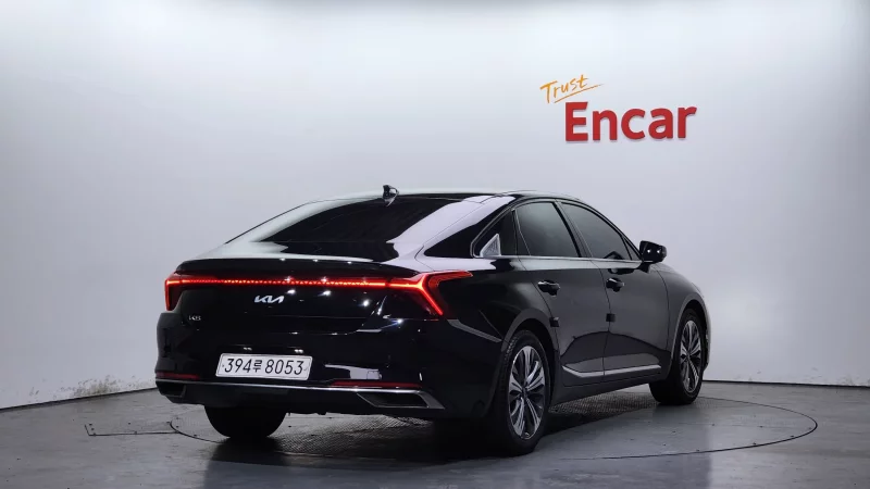 Kia K8