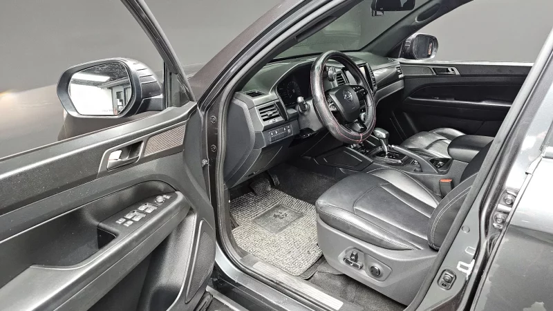 SsangYong Rexton Sports