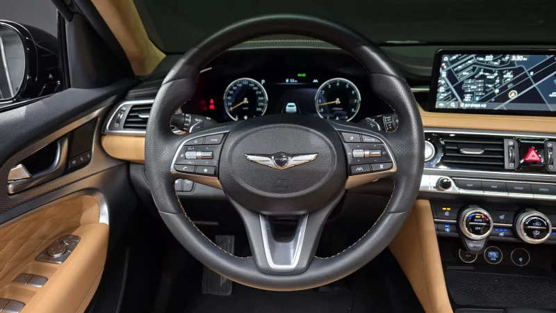 Genesis G70
