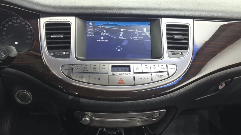 Hyundai Genesis