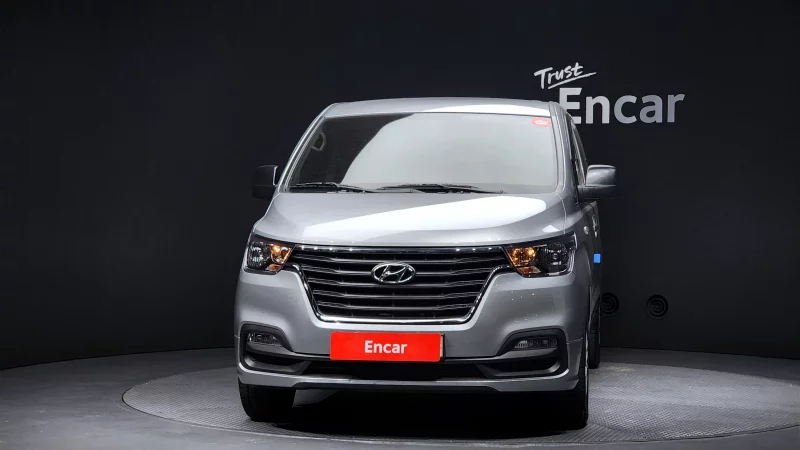 Hyundai Grand Starex