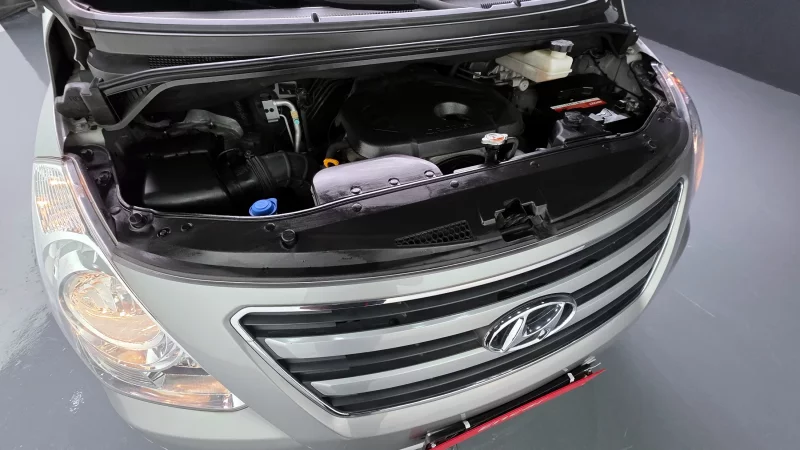 Hyundai Grand Starex