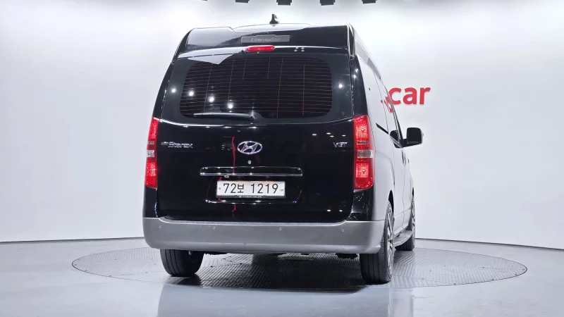 Hyundai Grand Starex