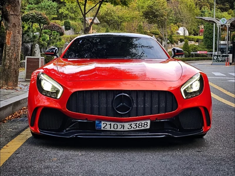 Mercedes-Benz AMG GT