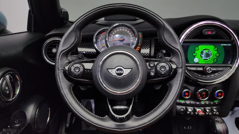 MINI Cooper Convertible