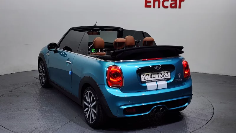 MINI Cooper Convertible