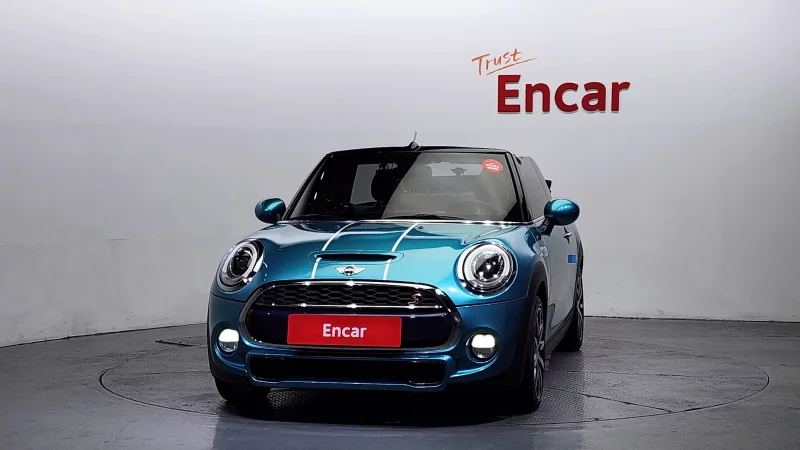 MINI Cooper Convertible