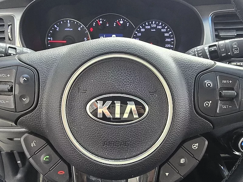 Kia Carens