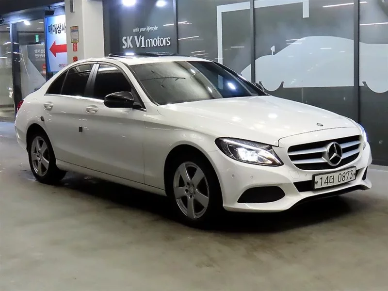 Mercedes-Benz C-Class