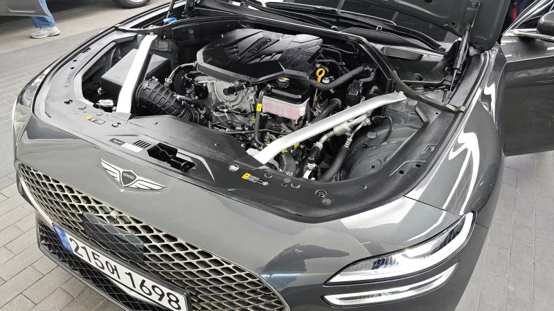 Genesis G70