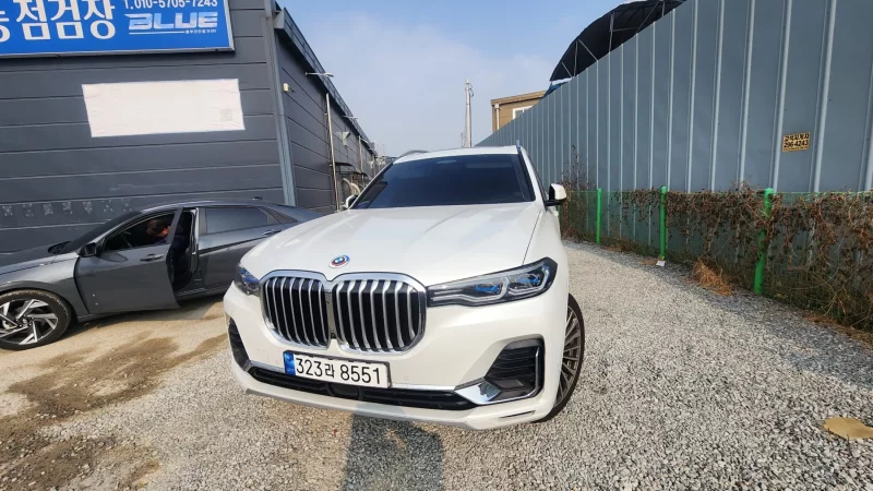 BMW X7