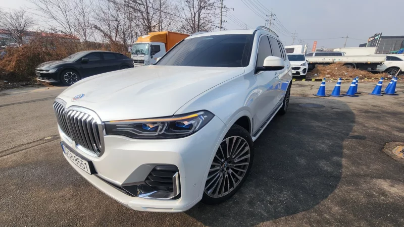 BMW X7