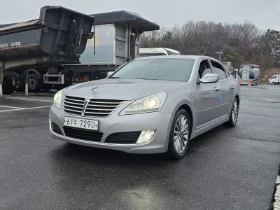 Hyundai Equus