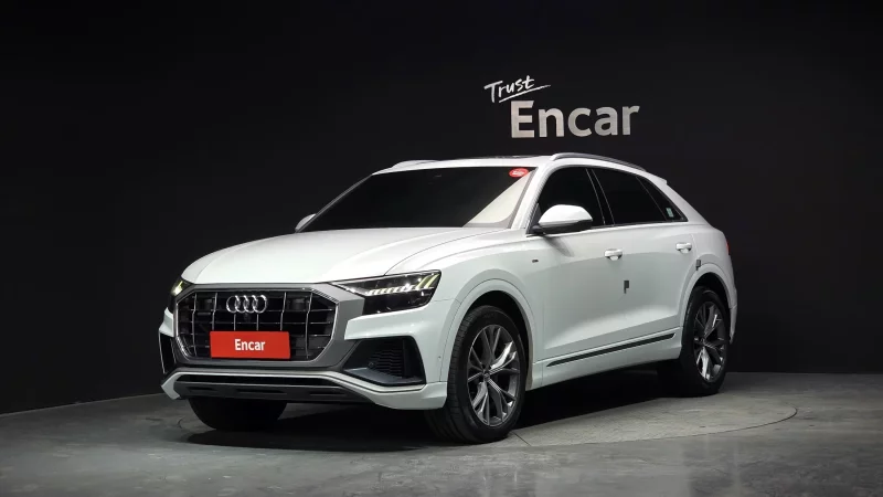 Audi Q8